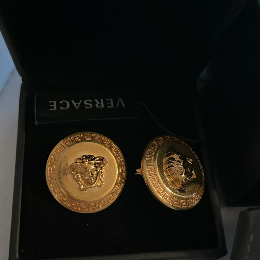 Versace goldmine tribute earings - Picture 4 of 5